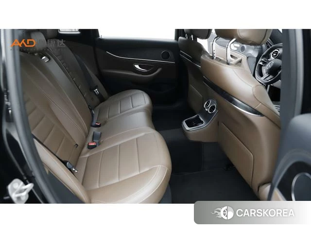 Mercedes-Benz E-class PHEV id 4256456 из Китая 9