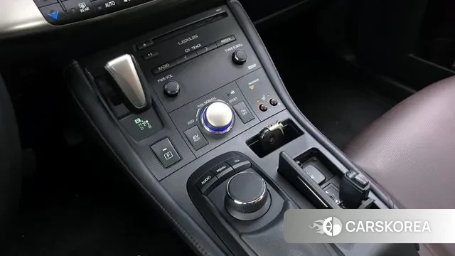 Lexus CT200h id 3413394 из Кореи 19