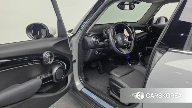 Mini Cooper id 4763655 из Кореи 29
