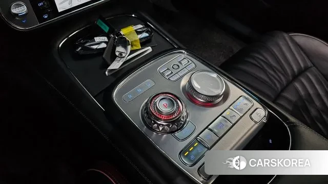 Genesis G90 (RS4) id 3696286 из Кореи 19