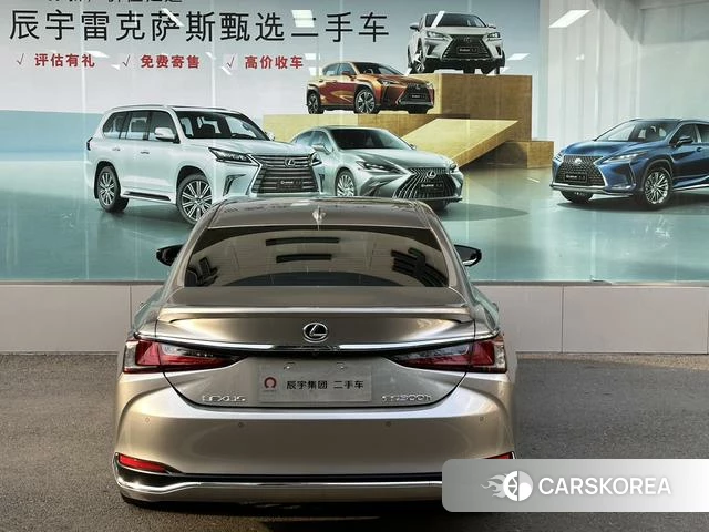 Lexus ES id 4279267 из Китая 20