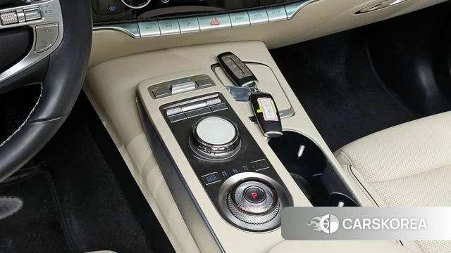 Genesis GV70 id 3832484 из Кореи 19