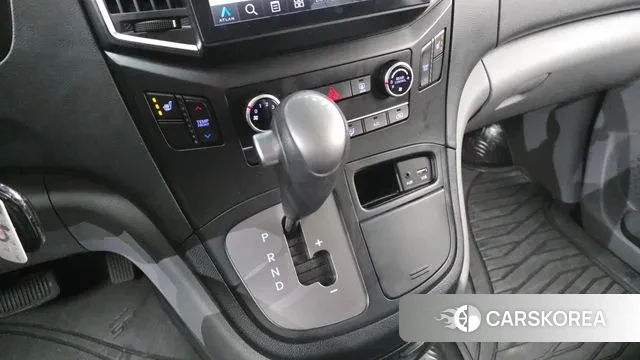Hyundai The New Grand Starex id 3722773 из Кореи 19