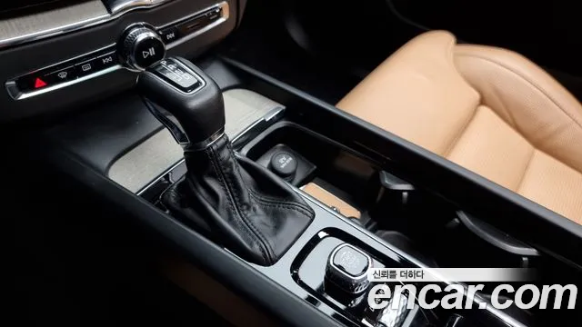 Volvo XC60 second Generation id 2355399 из Кореи 19