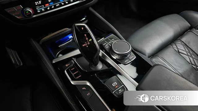 BMW 5 Series (G30) id 4496211 из Кореи 33