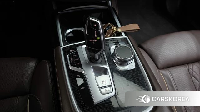 BMW 7 Series (G11) id 4737468 из Кореи 36