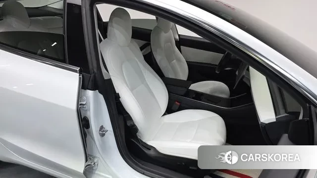 Tesla Model 3 id 3621821 из Кореи 19