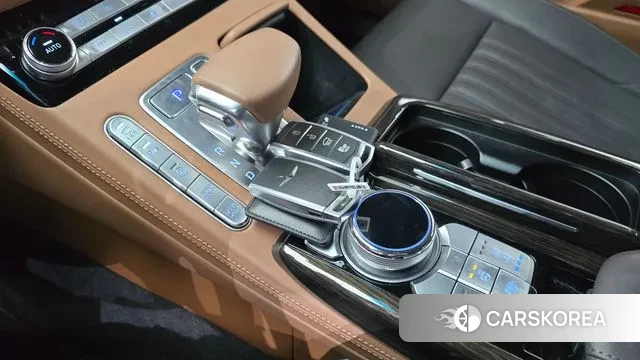 Genesis G90 id 3378946 из Кореи 19