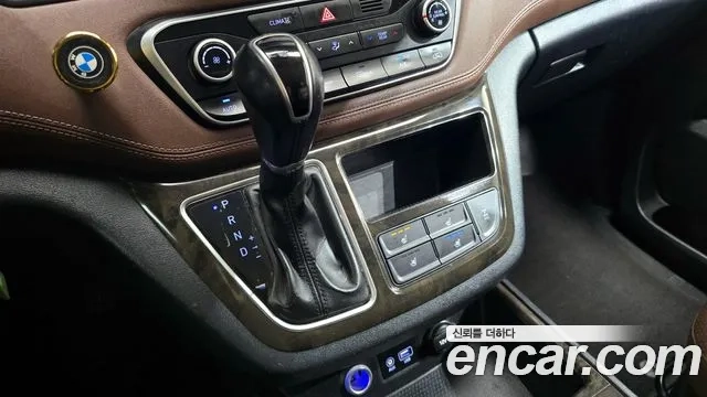 Hyundai The New Grand Starex id 2912993 из Кореи 19