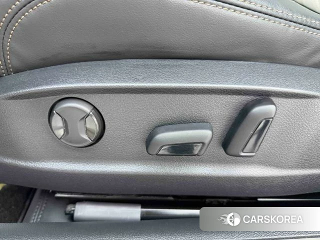 Volkswagen Magotan id 3890114 из Китая 30