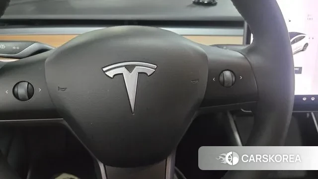 Tesla Model 3 id 3055108 из Кореи 11