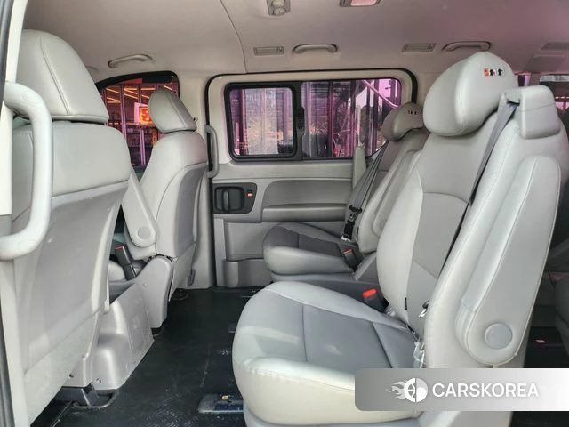 Hyundai The New Grand Starex id 4683970 из Кореи 14