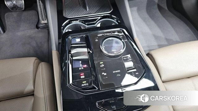 BMW 5 Series (G60) id 4645231 из Кореи 30