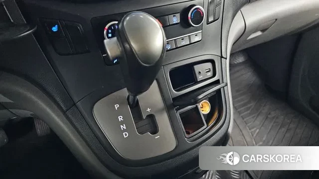 Hyundai The New Grand Starex id 3429063 из Кореи 19