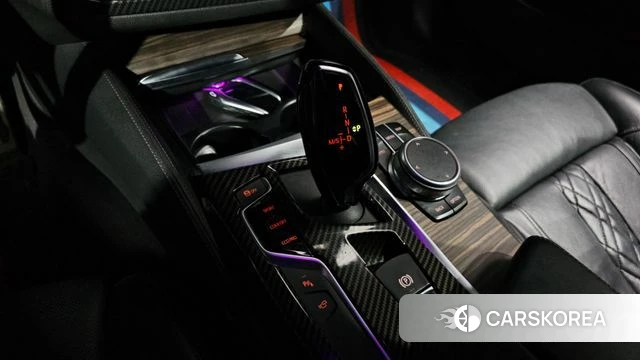 BMW 5 Series (G30) id 3899987 из Кореи 19