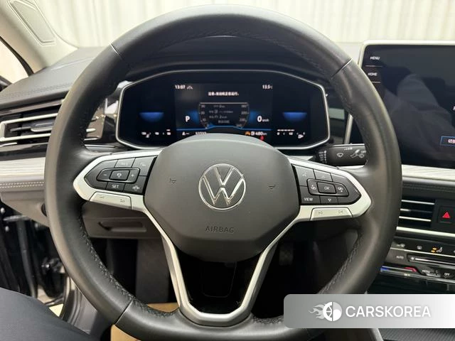 Volkswagen Sagitar id 4207443 из Китая 16