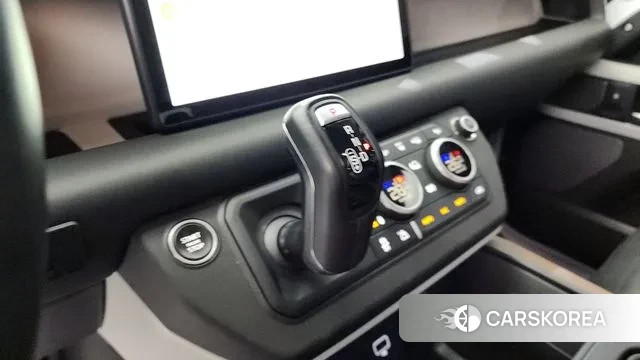 Land Rover Defender (L663) id 3473098 из Кореи 19