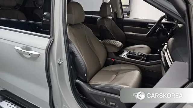 Kia The New Carnival 4th Generation id 3644549 из Кореи 19