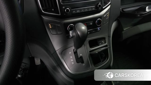 Hyundai The New Grand Starex id 4459497 из Кореи 29