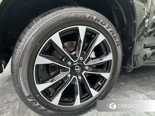 Lexus LX id 4279263 из Китая 12