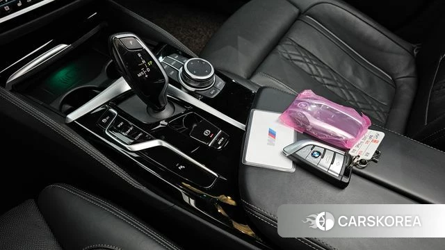 BMW 5 Series (G30) id 4469964 из Кореи 31