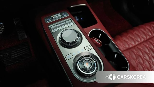 Genesis GV70 id 3904533 из Кореи 19