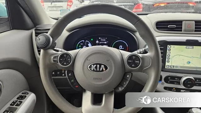Kia Soul EV id 3526455 из Кореи 19