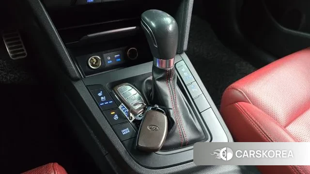 Hyundai Avante AD id 3583588 из Кореи 19