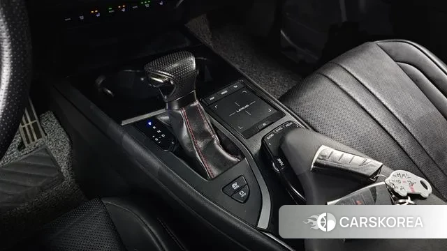 Lexus UX250h id 3592575 из Кореи 19