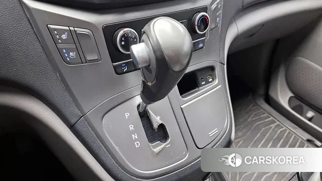 Hyundai The New Grand Starex id 2971473 из Кореи 19