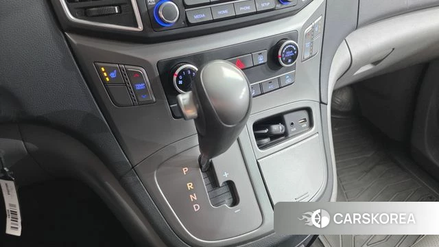 Hyundai The New Grand Starex id 3898759 из Кореи 19