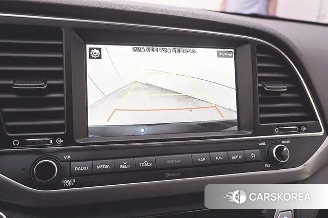 Hyundai Avante AD id 2986876 из Кореи 19