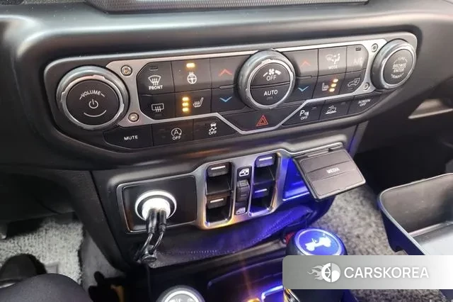 Jeep Wrangler (JL) id 3787952 из Кореи 13