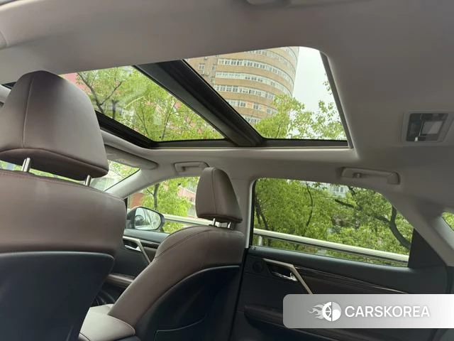 Lexus RX id 4367380 из Китая 21