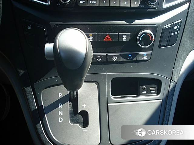 Hyundai The New Grand Starex id 4471712 из Кореи 19