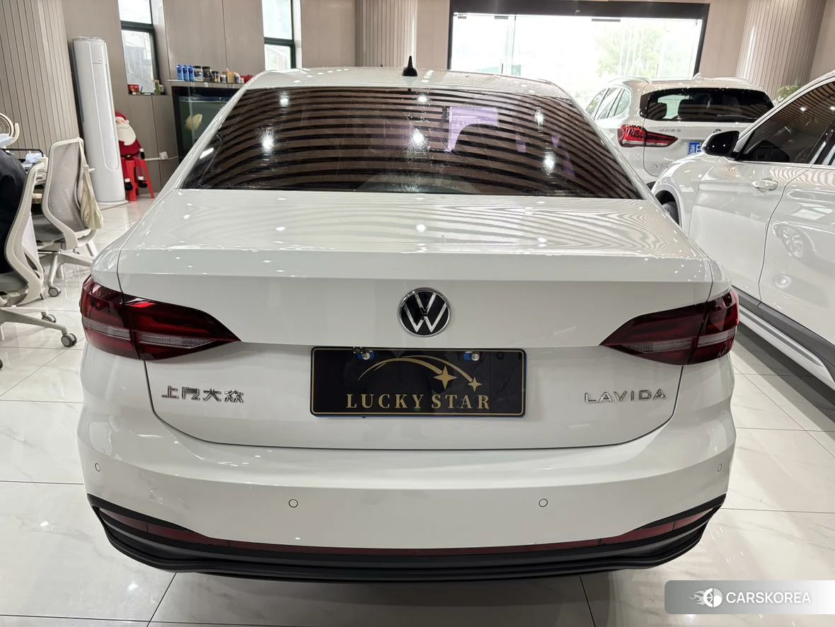 Volkswagen Lavida id 4455177 из Китая 20