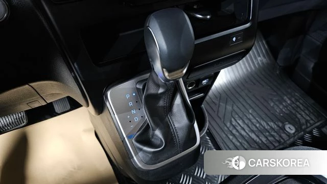 Hyundai Staria id 4487826 из Кореи 19