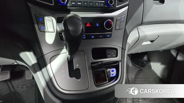 Hyundai The New Grand Starex id 3308229 из Кореи 19