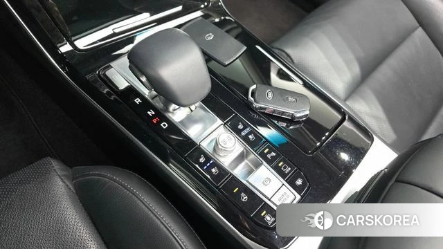 Kia K7 Premier Hybrid id 3801123 из Кореи 19