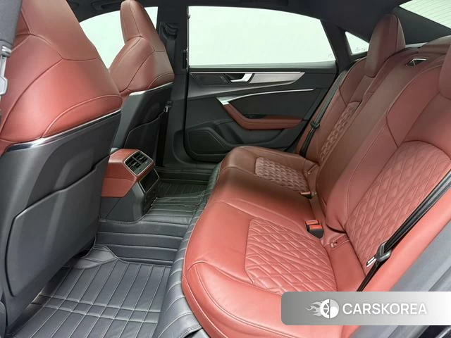 Audi A7L id 4216852 из Китая 21