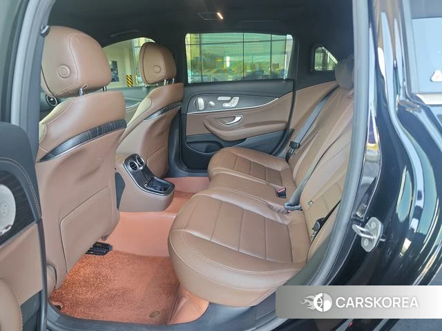 Mercedes-Benz E-class id 4274082 из Китая 14