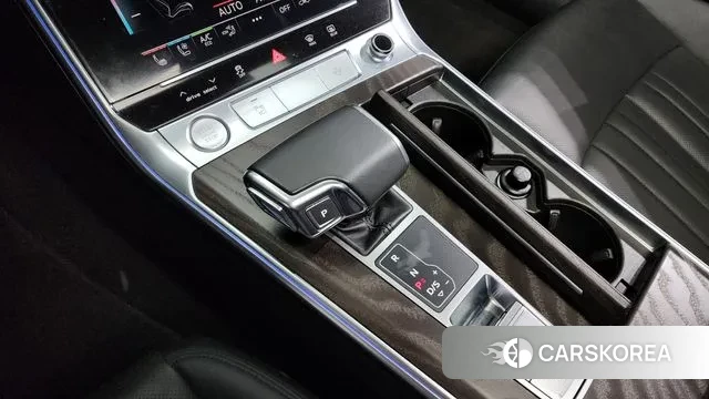 Audi A6 (C8) id 3155606 из Кореи 19