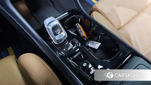 Volvo XC40 id 3680573 из Кореи 19