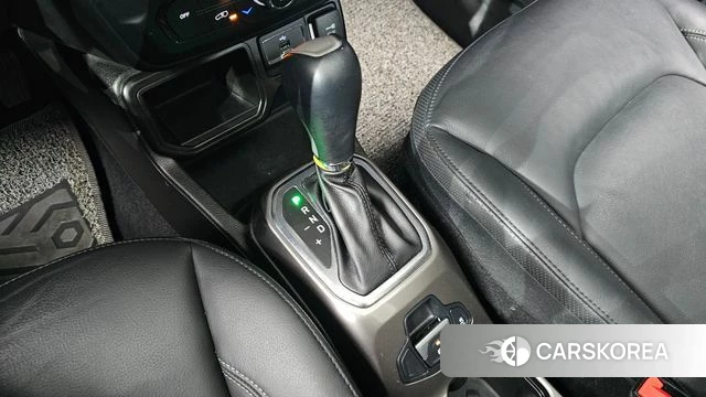 Jeep Renegade id 4250644 из Кореи 30