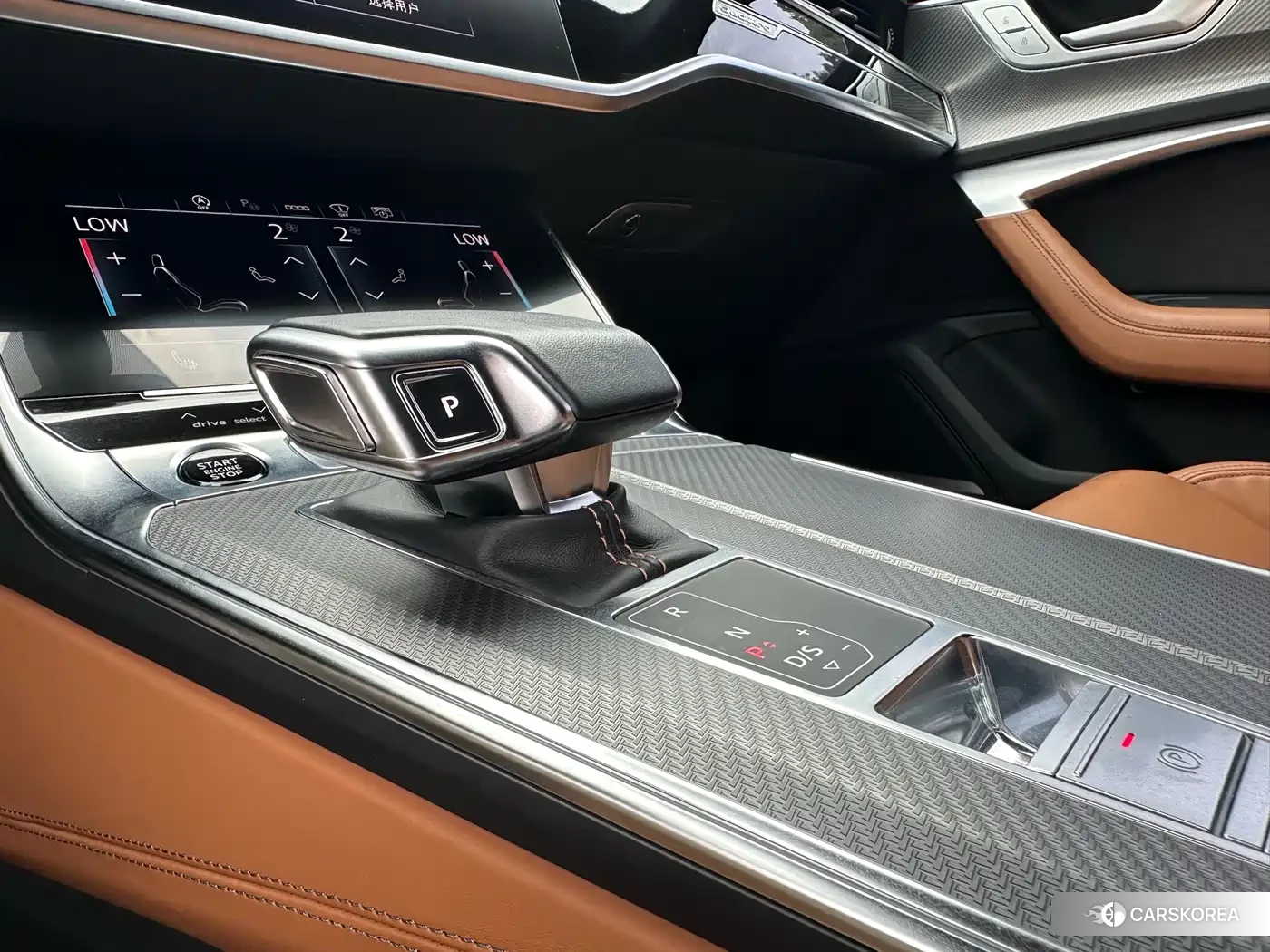 Audi A7L id 4548226 из Китая 16