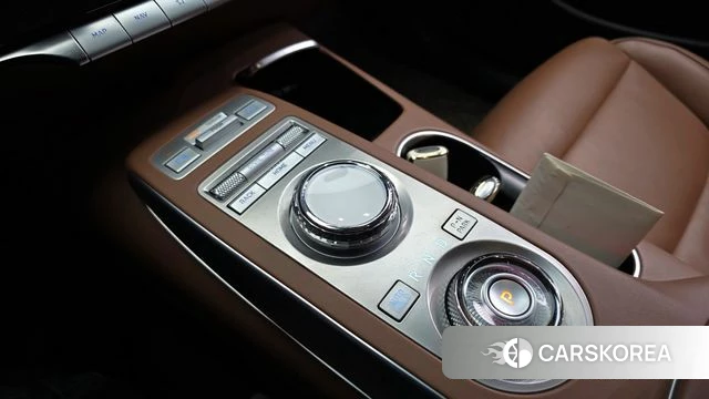 Genesis GV70 id 3851468 из Кореи 19