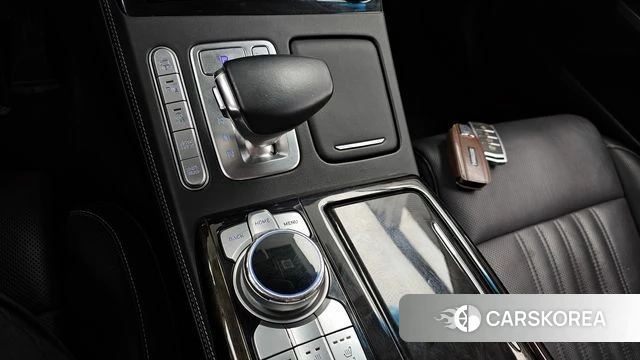 Genesis G90 id 3879958 из Кореи 19