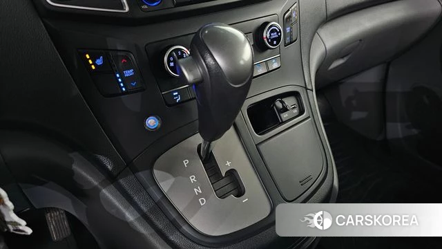 Hyundai The New Grand Starex id 4471541 из Кореи 19