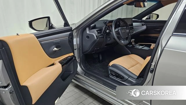 Lexus ES300h 7th generation id 4665743 из Кореи 30