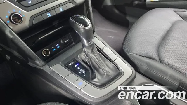 Hyundai Avante AD id 2850838 из Кореи 19